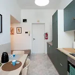 דירה Tuscoliving - Metro A Numidio Quadrato 15 Minuti Centro רומא